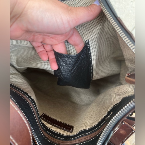 Dooney Bourke Black Pebbled Leather Medium Shoulder Crossbody Bag Brown Trim - Picture 8 of 8